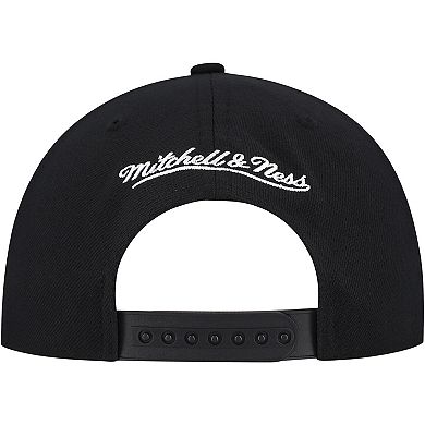 Men's Mitchell & Ness Black Chicago Blackhawks Team Snapback Hat