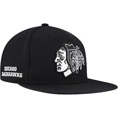 Men's Mitchell & Ness Black Chicago Blackhawks Team Snapback Hat