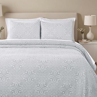 SUPERIOR Enzy Medium Weight Medallion Matelasse Quilt & Sham Set