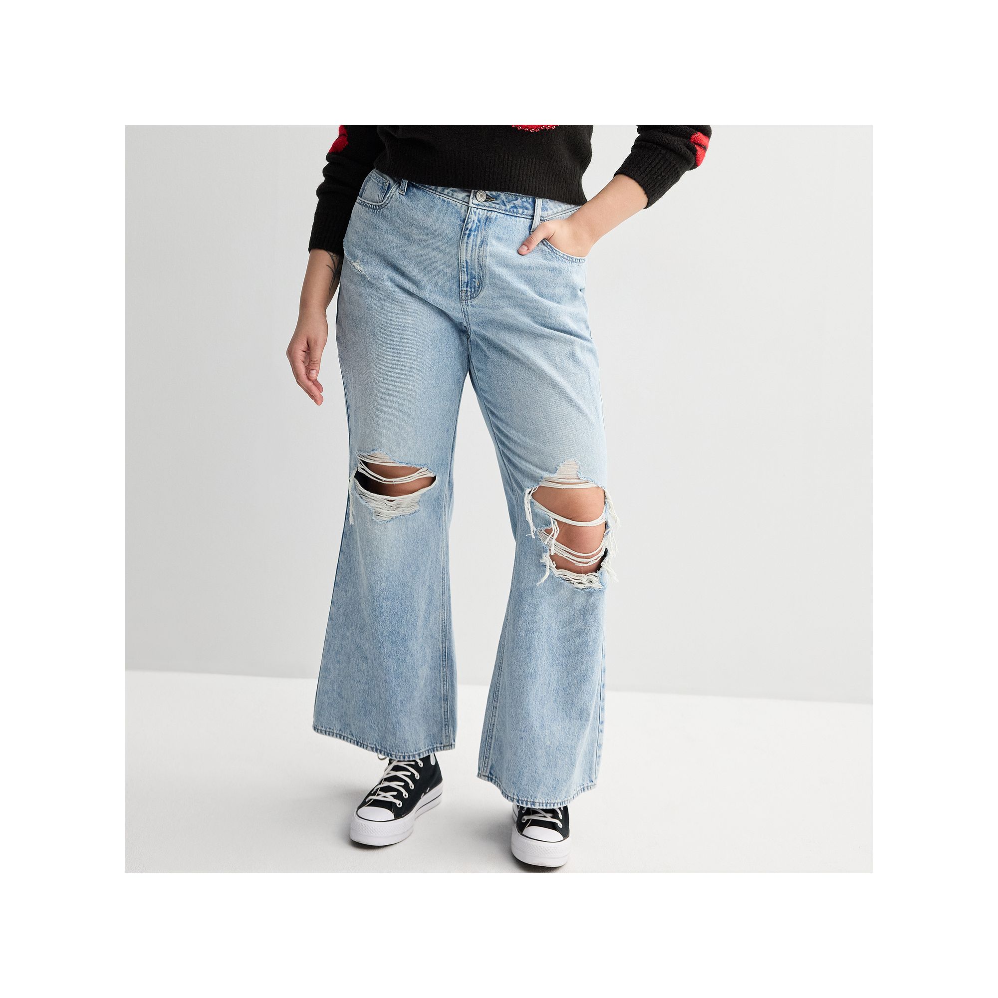 Juniors Plus Size SO® Mid-Rise Slouchy Flare Leg Jeans, Girls, Size: 16,