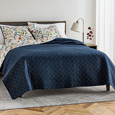 Sonoma Goods For Life® Suva Floral Quilt Set