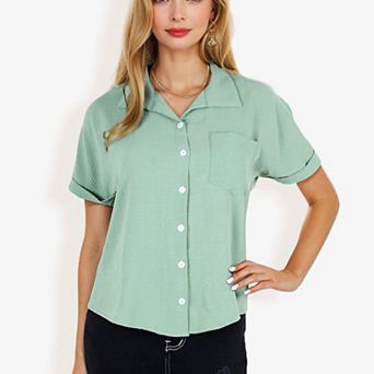 Women's Short Sleeve Button Down Shirt With Notched Collar