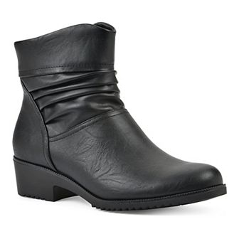 Cliffs by White Mountain Durbon Women's Ankle Boots