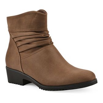 Cliffs by White Mountain Durbon Women's Ankle Boots