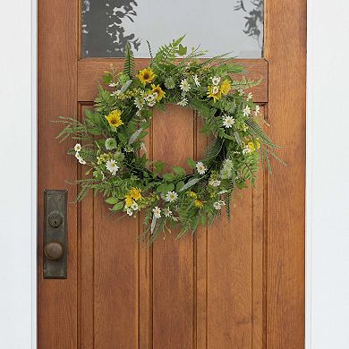 Everyday Décor Artificial Daisy & Fern Wreath