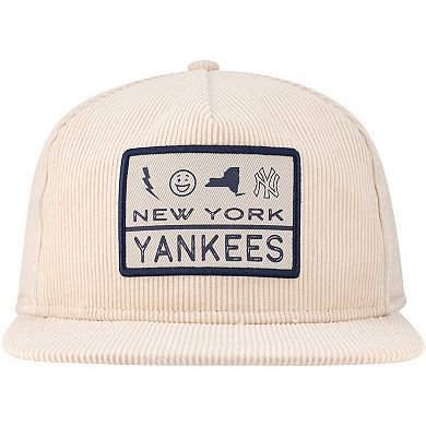 Men's New Era Khaki New York Yankees Summer Essential Golfer Snapback Hat