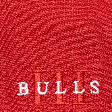 Men's Mitchell & Ness Red Chicago Bulls Core III Snapback Hat