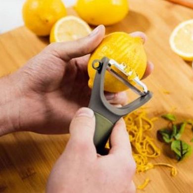 BergHOFF Leo Balance 3-pc. Stainless Steel Peeler Set