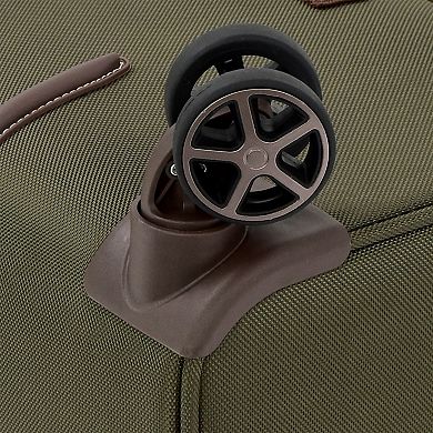 London Fog Oakwood Spinner Luggage
