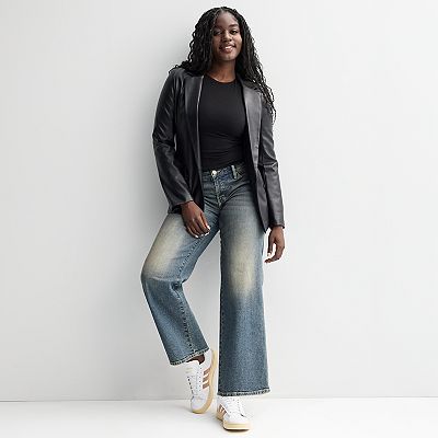 Juniors' SO® Low-Rise Wide Leg Curvy Baggy Jeans