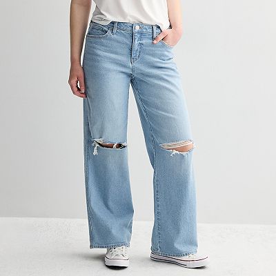Juniors' SO® Low-Rise Wide Leg Curvy Baggy Jeans
