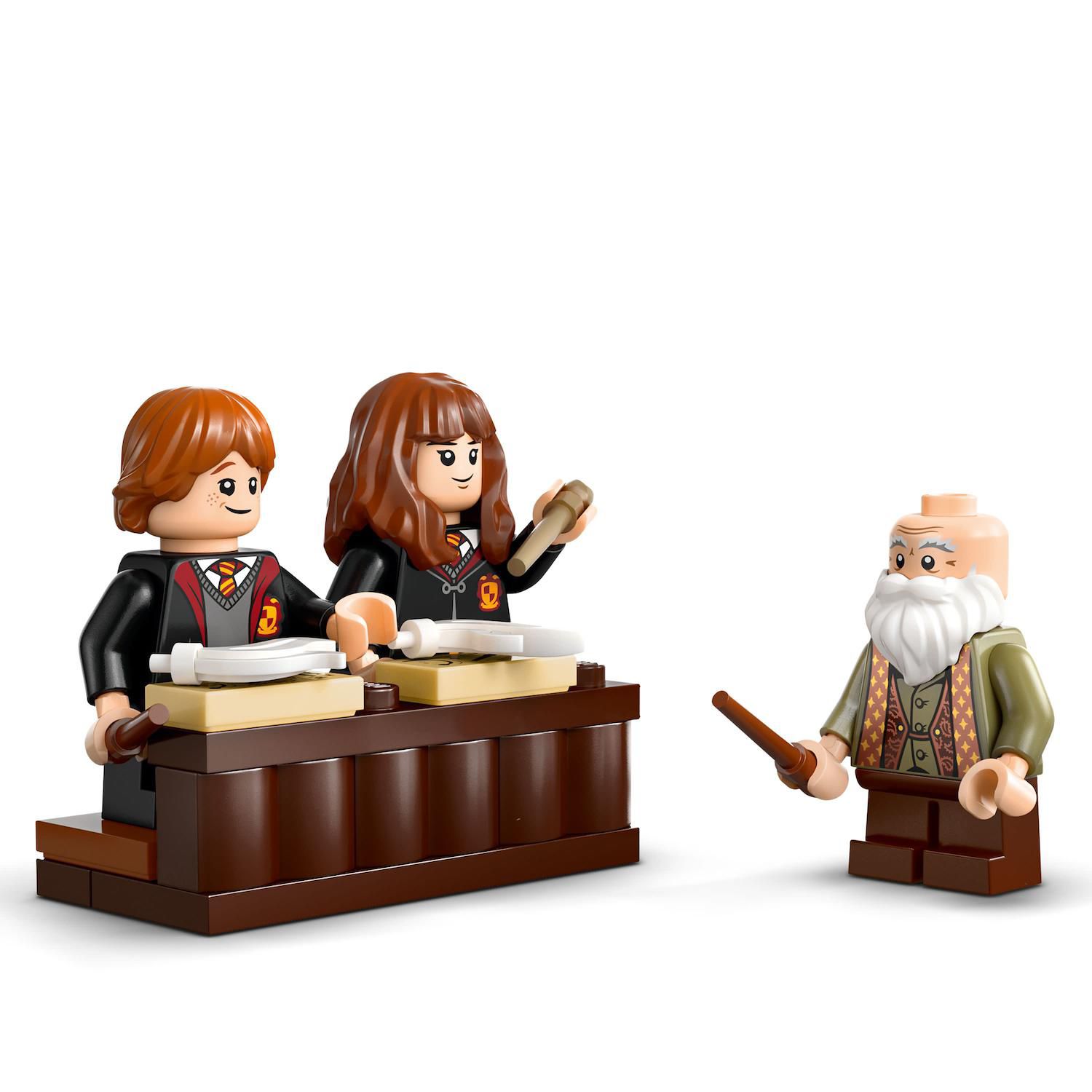 Детский конструктор LEGO Harry Potter Hogwarts Castle: Charms Class Building Toy 76442 — фото 4