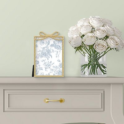 Belle Maison Gold Bow Cast Metal Frame