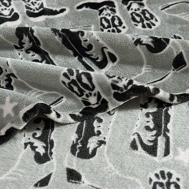Wrangler Knockin Cowboy Boots Print Throw Blanket