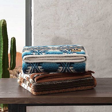 Wrangler Coyote Sands Print Throw Blanket