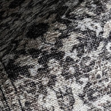 nuLOOM Fiore Medallion Machine Washable Area Rug