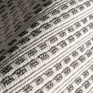 nuLOOM Halsey Geometric Indoor/Outdoor Area Rug