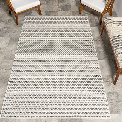 nuLOOM Halsey Geometric Indoor/Outdoor Area Rug
