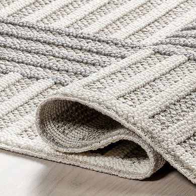 nuLOOM Nicka Striped Border Area Rug
