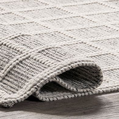 nuLOOM Huia Casual Striped Wool Blend Tassel Area Rug