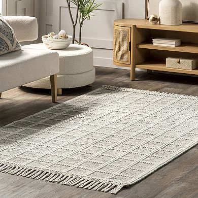 nuLOOM Huia Casual Striped Wool Blend Tassel Area Rug