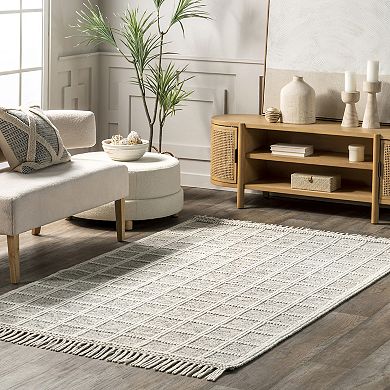 nuLOOM Huia Casual Striped Wool Blend Tassel Area Rug