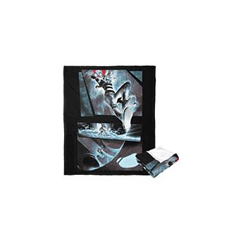 Dc Comics Batman Harley Quinn Dropping In Silk Touch Throw Blanket