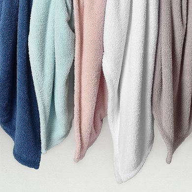 Five Queens Court Cuddly Throw Blanket