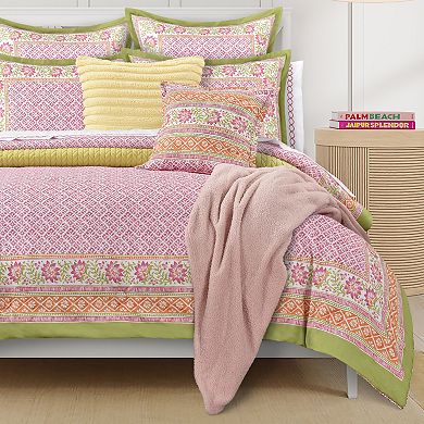 Five Queens Court Cuddly Throw Blanket