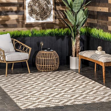 nuLOOM Marybelle Tribal Diamond Trellis Area Rug