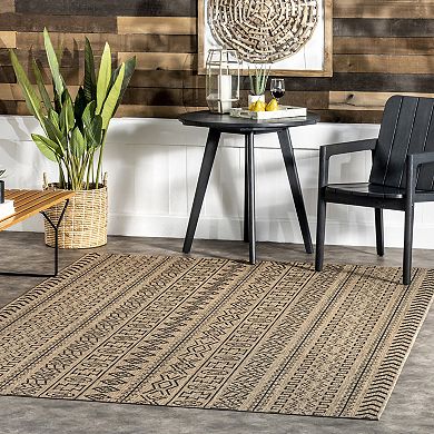 nuLOOM Outdoor Jamie Area Rug