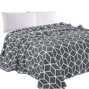 Elegant Comfort Cube Printed Velour Fleece Blanket Geometric Design Velvety Feel