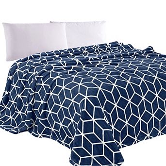 Elegant Comfort Cube Printed Velour Fleece Blanket Geometric Design Velvety Feel