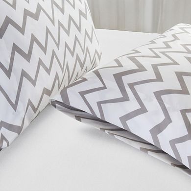 Elegant Comfort Luxury Soft Set Of 2 Chevron Pattern Pillowcases