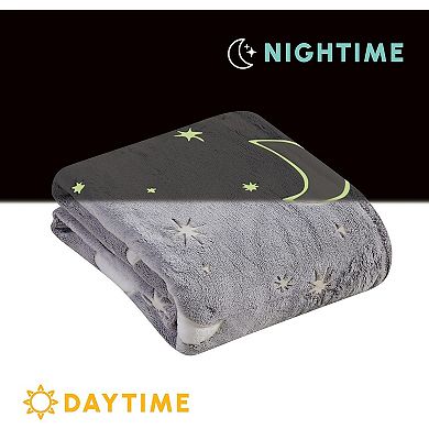 Elegant Comfort Glow In The Dark Throw Blanket Velvety Feel 50 X 60 Inches Star Moon