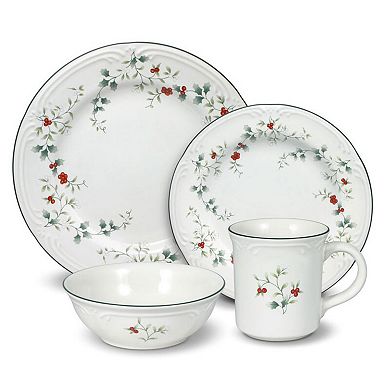 Pfaltzgraff Winterberry 16-pc. Dinnerware Set