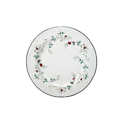 Pfaltzgraff Winterberry 16-pc. Dinnerware Set