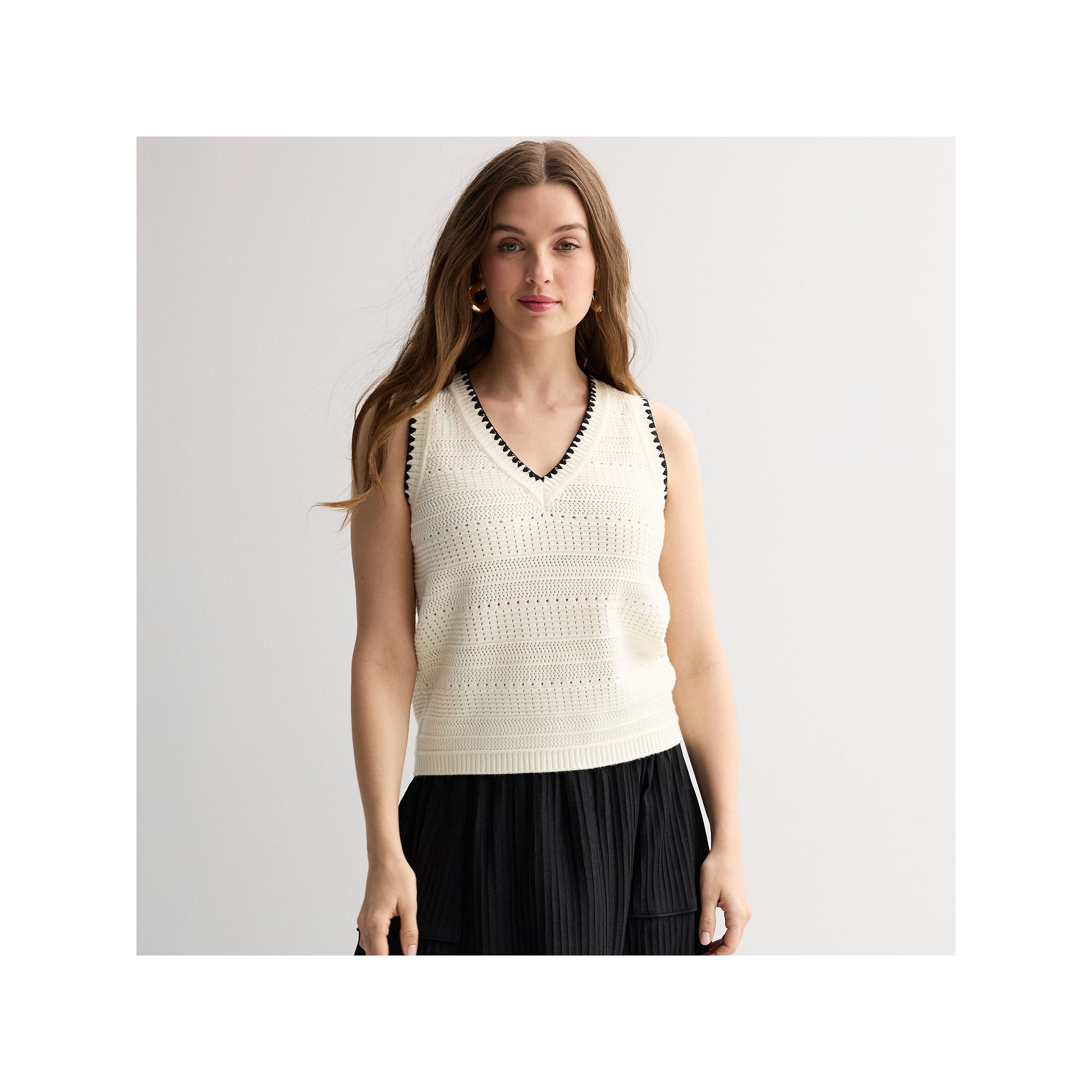 Womens Laurel Grey Tipped Sweater Vest, Size: Medium, Ivory