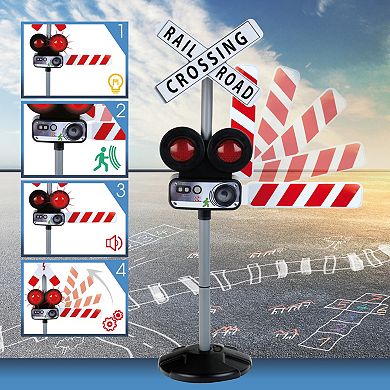 Theo Klein : Train Crossing 31.5 x 18 Motion Sensor Traffic Light Cycle