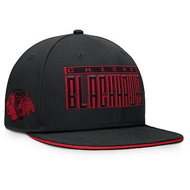 Men's Fanatics Black Chicago Blackhawks Fundamental Gino Stack Text Snapback Hat