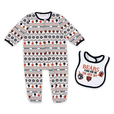 Newborn & Infant WEAR by Erin Andrews Chicago Bears Allover Print Full-Zip Sleeper & Bib Set