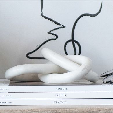 Storied Home Marble Chain Link Figurine