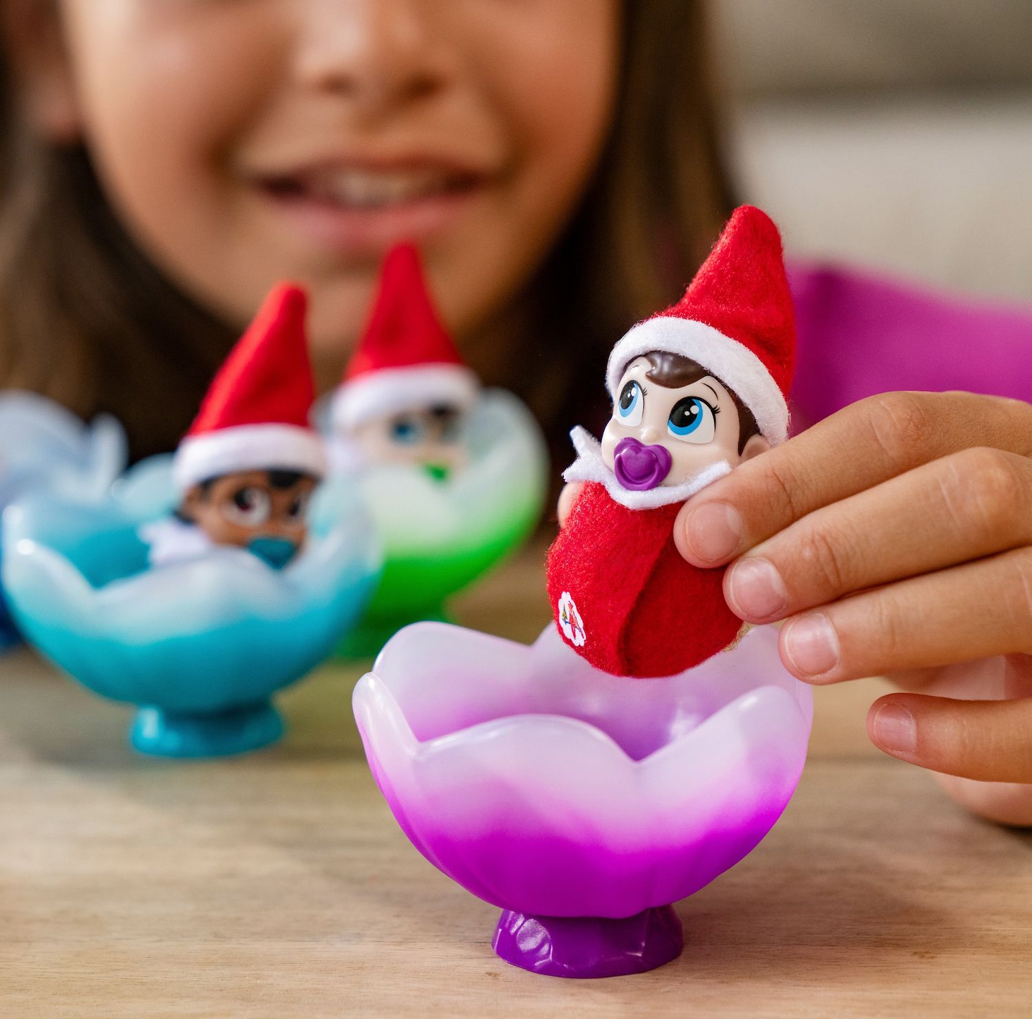 Детские куклы The Elf on the Shelf Frost Pips™ Mini Blooms Girl with Blue Eyes — фото 6