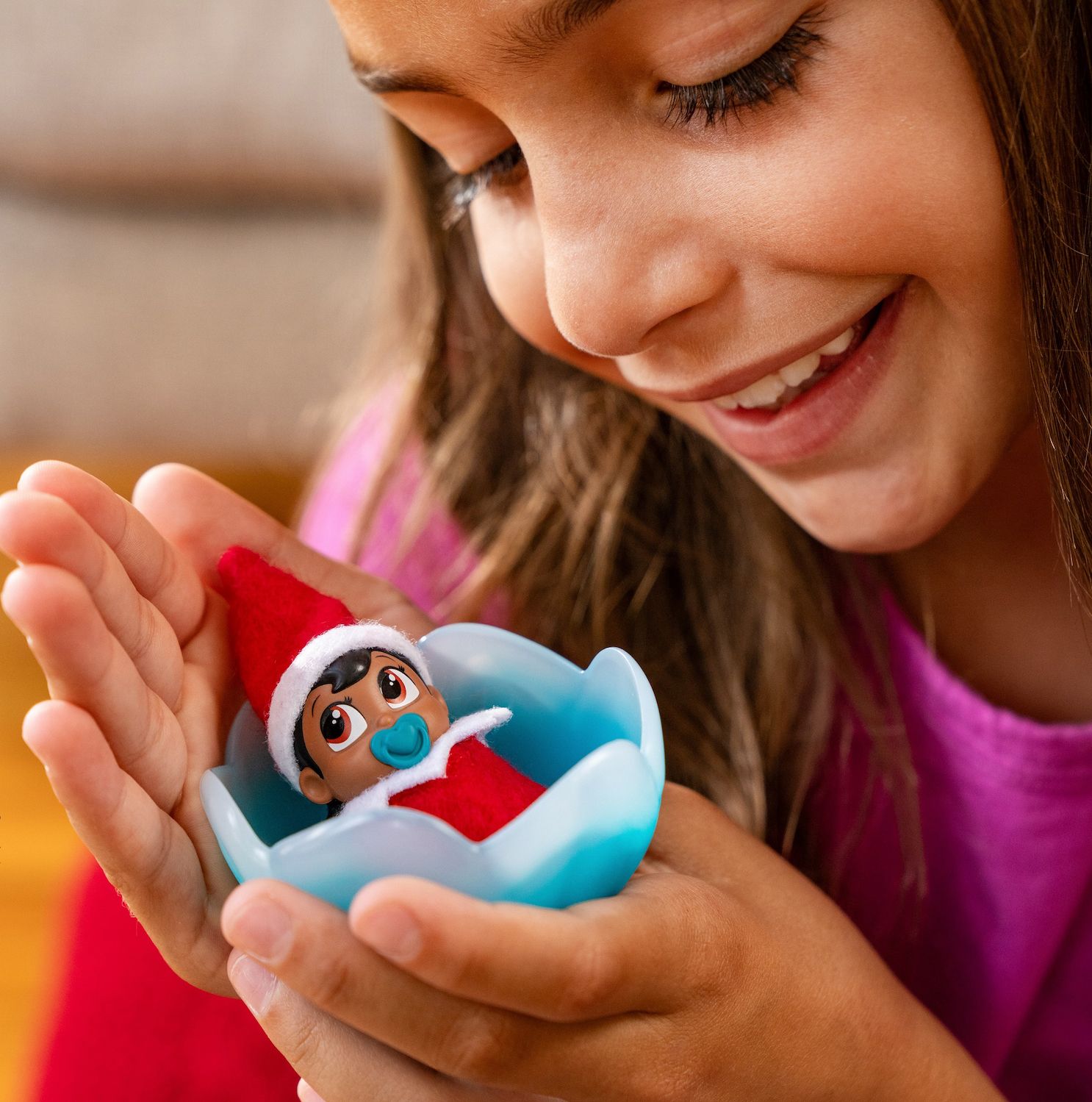 Детские куклы The Elf on the Shelf Frost Pips™ Mini Blooms Girl with Brown Eyes — фото 6