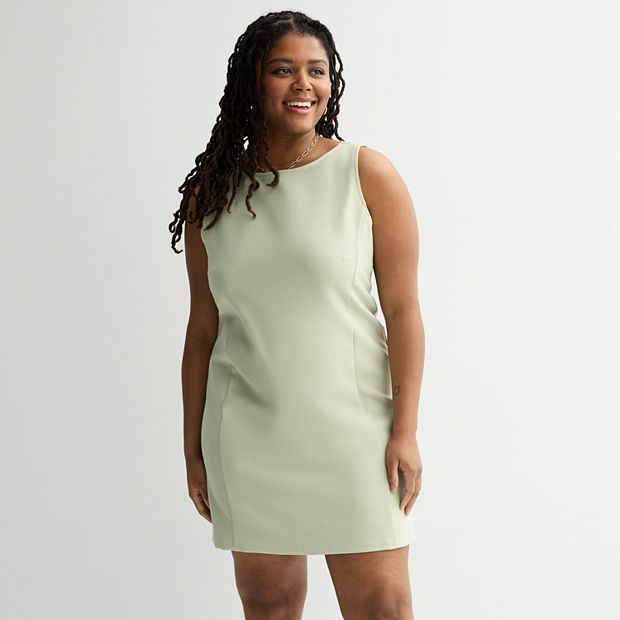 Juniors' Plus Size SO Sleeveless Shift Dress