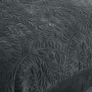Marcielo 3Pc Luxury Velvet Oversized Embroidery Soft and Plush Quilt Set