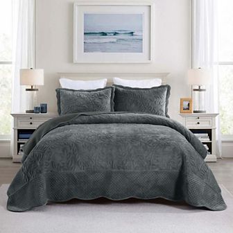 Marcielo 3 pc Luxury Velvet Oversized Embroidery Soft and Plush Quilt Set