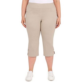 Hearts Of Palm Plus Size Essentials Solid Pull-on Capri Pants With Detailed Split Hem