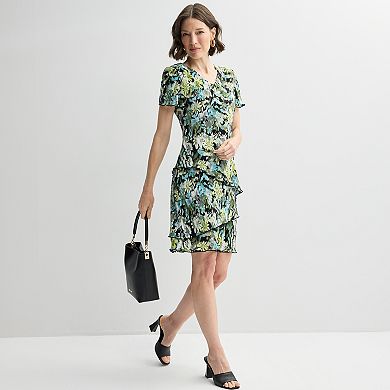 Women's Studio Connection Pleated V-Neck Short Sleeve Tiered Skirt Dress
