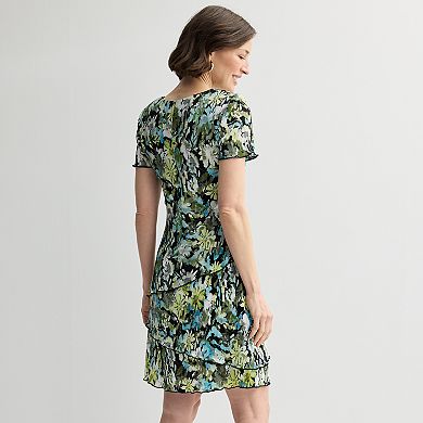 Women's Studio Connection Pleated V-Neck Short Sleeve Tiered Skirt Dress